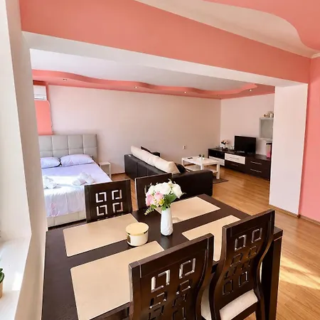 Rose Cream Cozy 1bedroom In Apartamento